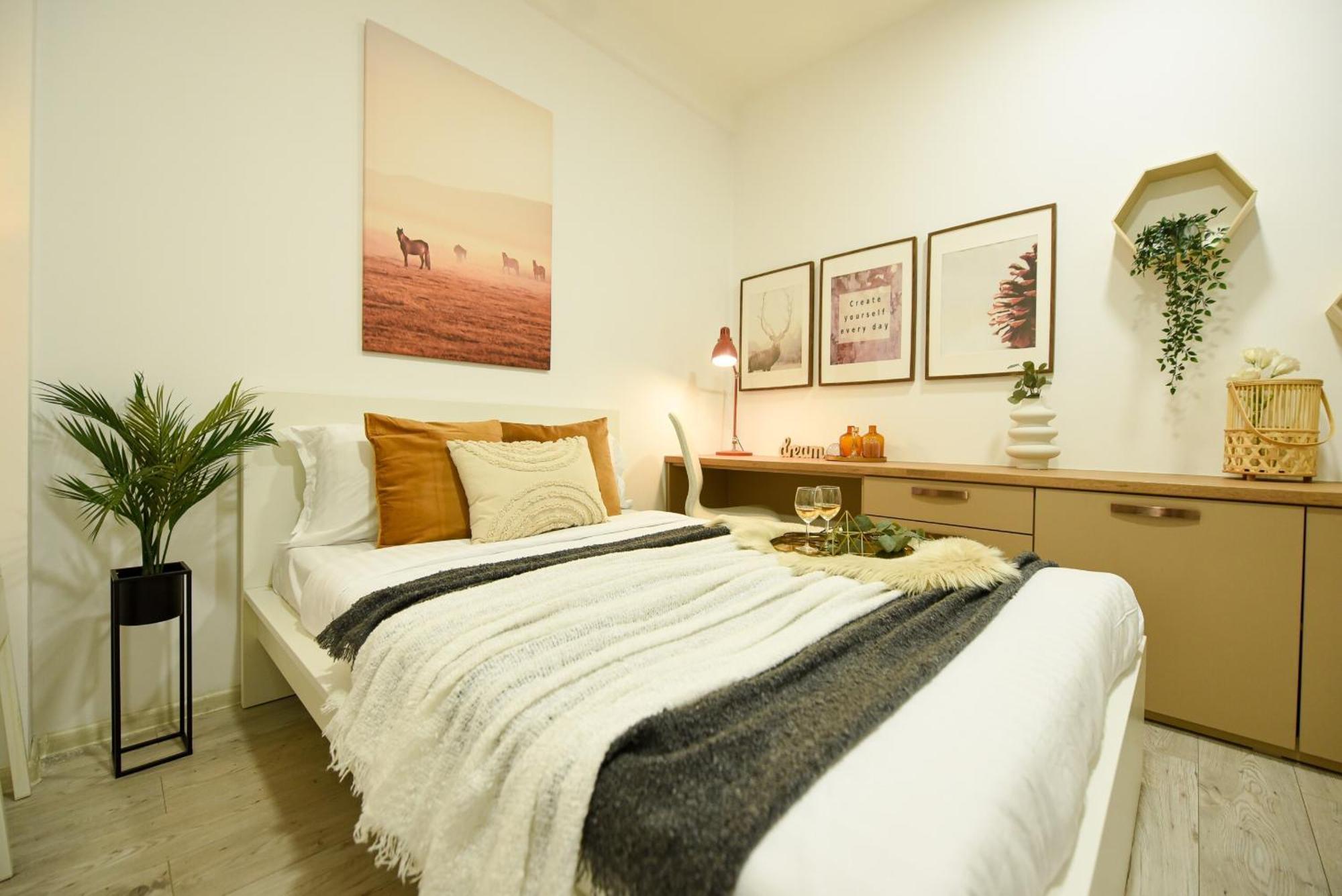 Ideal Home - Spacious & Modern Accommodation Near Unirii Square Bucharest Exterior photo